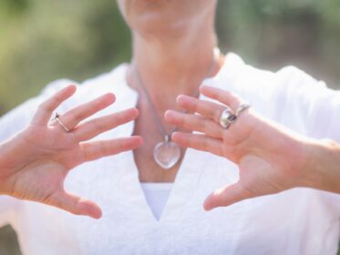 Hellsichtigkeit und spirituelle Beratung - Fremdgehen erkennen
