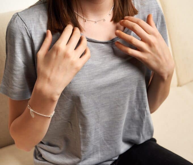 EFT Klopftechnik Kritik an Influencerinnen